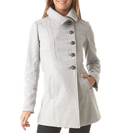 Dámské zimní kabáty Orsay, Mango, Promod a H&M (http://www.luxurymag.cz)